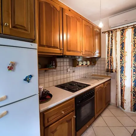 Zeta's Two Floor House In Λευκάδα