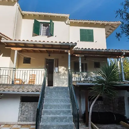 Zeta's Two Floor House In Διαμέρισμα